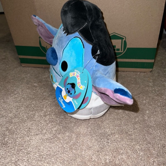New Disney Elvis Stitch Squishmallows - Picture 5 of 7